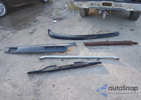 2000 Chevrolet Silverado 2500 Ls z USA, uszkodzony, nr VIN 1GCFC29U6YZ124820